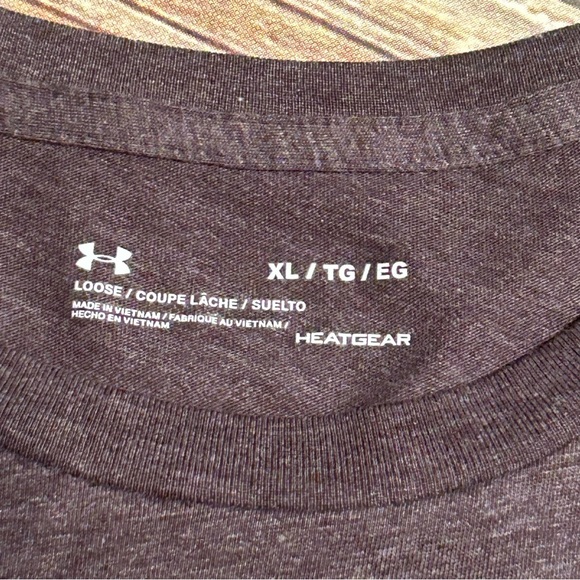 Under Armour HeatGear Shirt - Picture 4 of 4